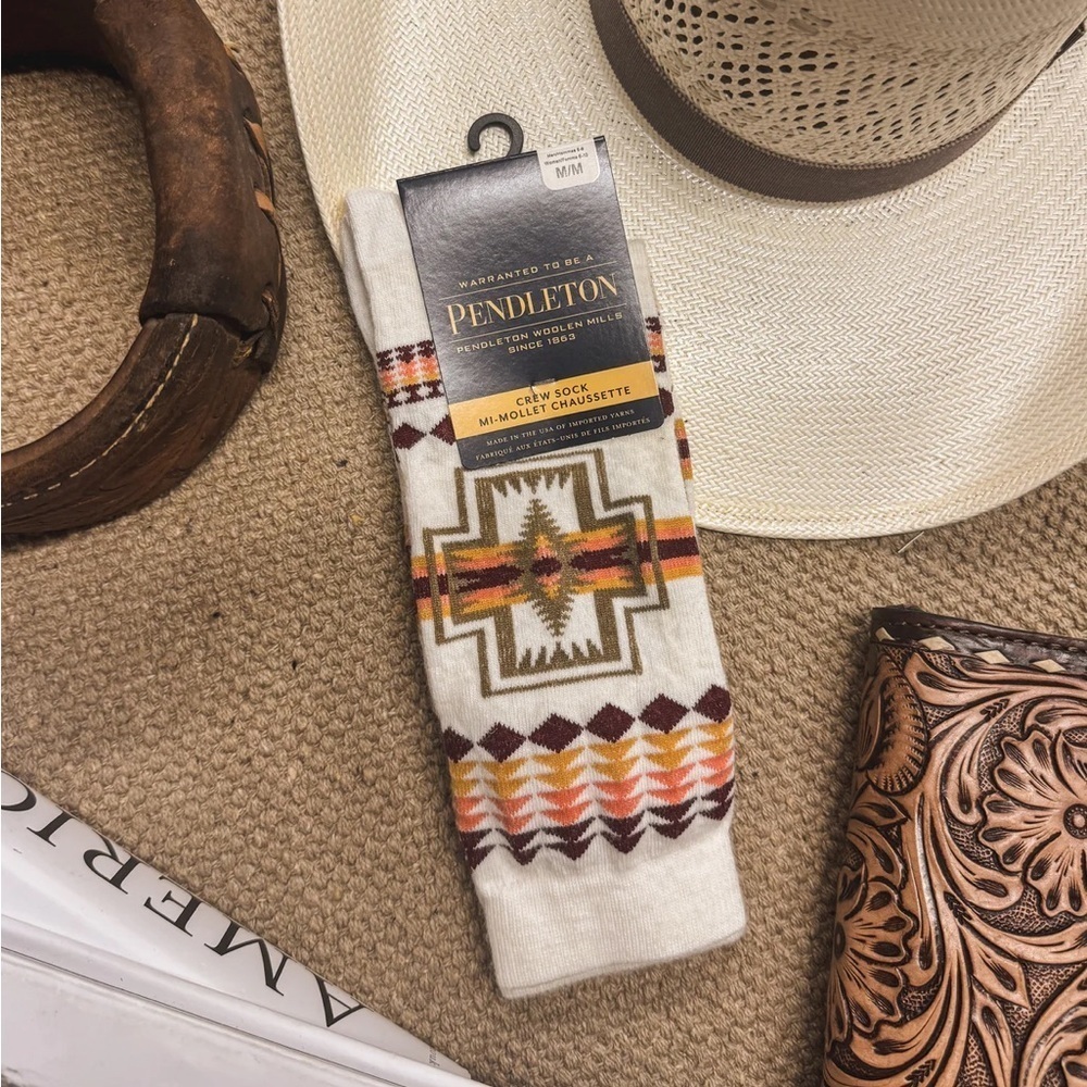 New Pendleton Men's Casual Socks - Cream, Brown, and Orange Medium